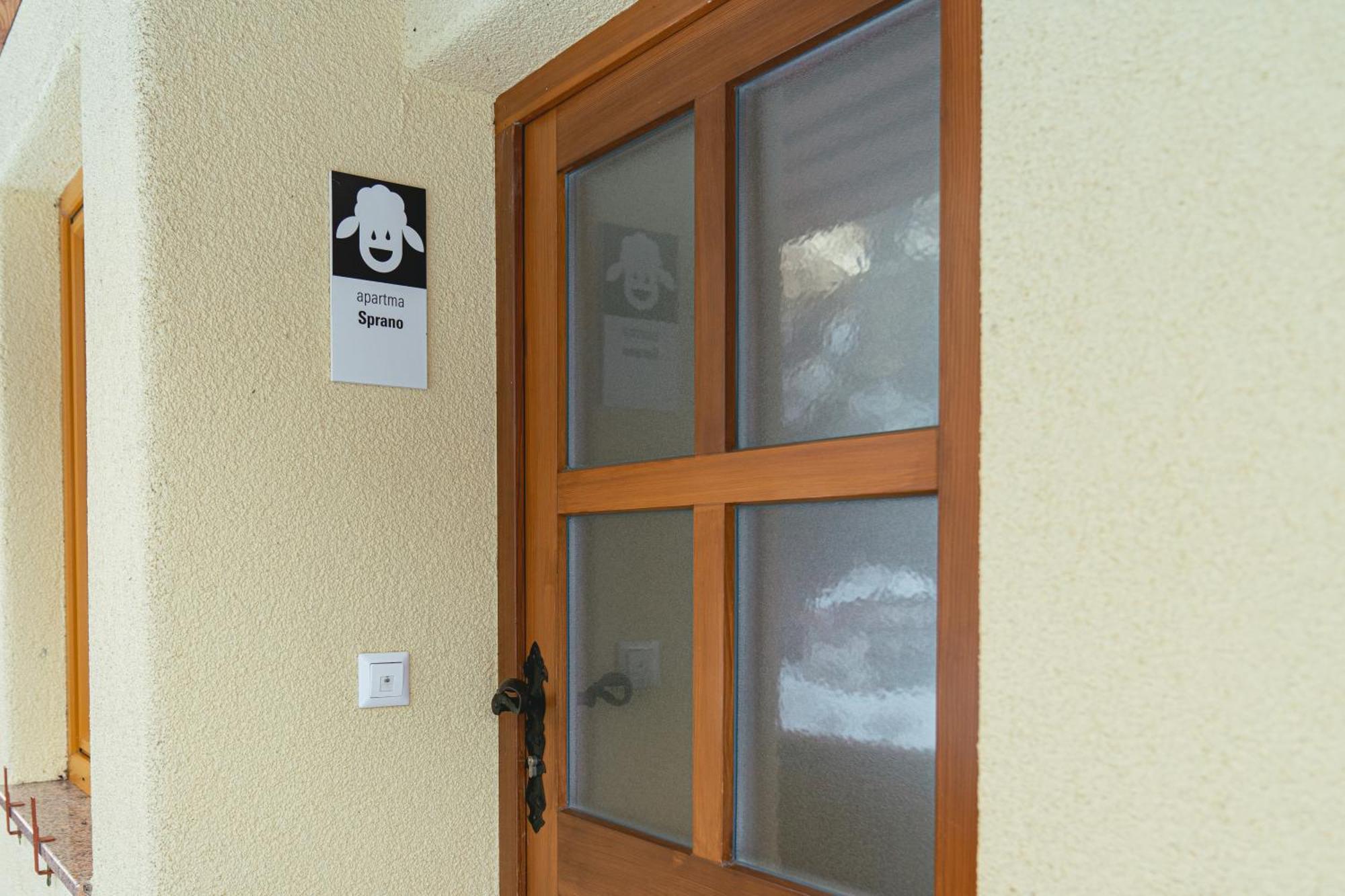 דירות טרנטה Organic Tourist Farm Pri Plajerju מראה חיצוני תמונה